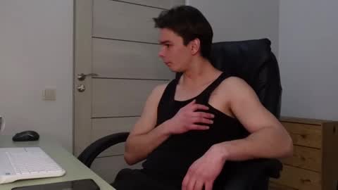 TOMMY COCH online show from February 6, 8:02 pm