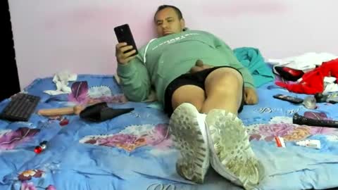 Snapshot of tommy_sex79 chatting on March 1, 7:09 am tommy sex79 online show from March 1, 7:09 am