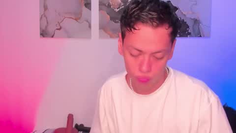 Tommy online show from November 10, 4:12 pm