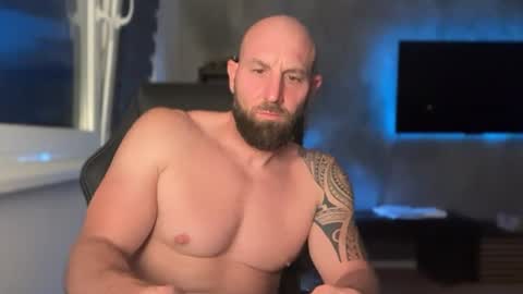 Thomas Fit online show from July 19, 7:53 pm