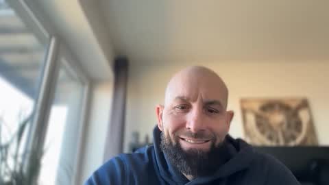 Thomas Fit online show from March 6, 9:28 am