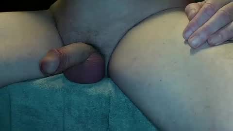 Snapshot of tomt64387741 chatting on January 18, 11:54 am Thomas online show from January 18, 11:54 am