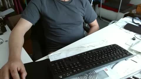 Tom online show from April 20, 8:28 am