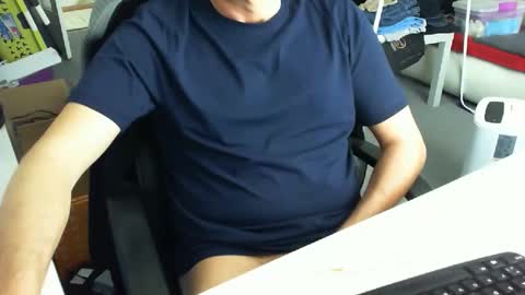 Tom online show from January 19, 1:57 pm