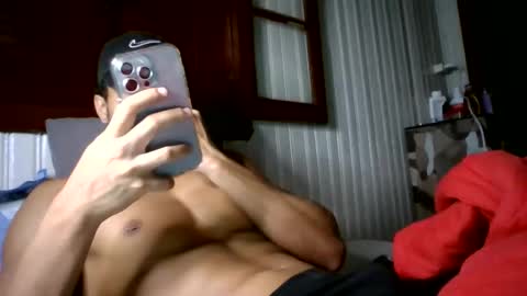 tomtresor online show from November 29, 8:05 am