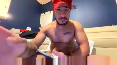 Toni online show from December 17, 1:24 am