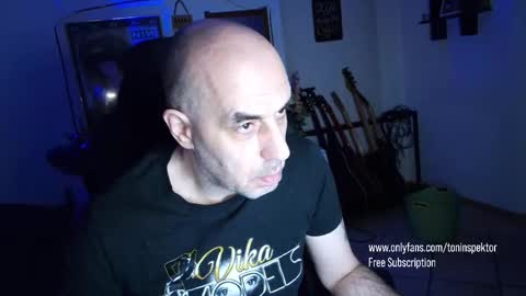 toninspektor online show from March 4, 6:50 pm