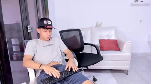 tony paul online show from December 11, 12:38 pm