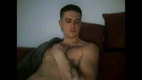 tonystrawberry online show from March 11, 10:39 pm