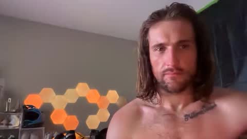 topherhopkins744 online show from March 19, 8:39 am