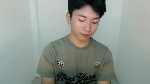 Snapshot of totalbabe1x chatting on February 19, 10:34 am totalbabe1x online show from February 19, 10:34 am