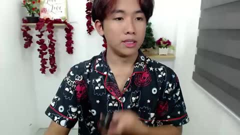 Snapshot of totalbabe1x chatting on January 20, 12:18 pm totalbabe1x online show from January 20, 12:18 pm