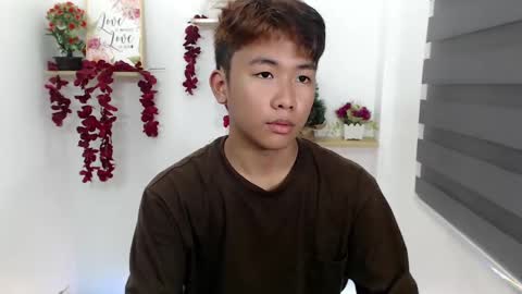 Snapshot of totalbabe1x chatting on January 28, 8:25 am totalbabe1x online show from January 28, 8:25 am