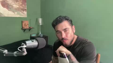 The Sexologist Man online show from April 27, 7:30 pm