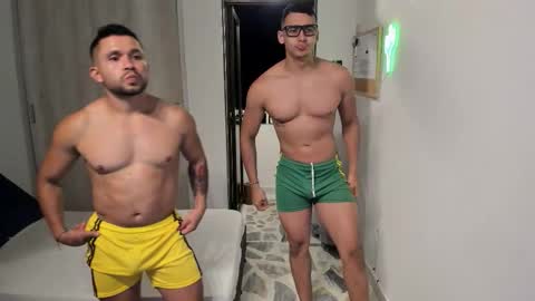 travis bakerr online show from February 6, 2:30 am