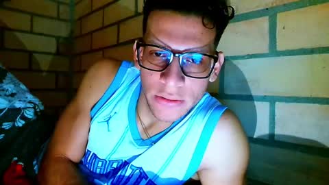 TRAVIS. online show from April 9, 12:33 pm