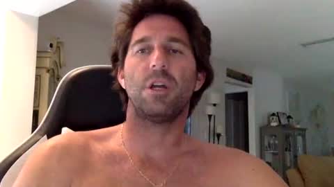 TravisKenn online show from November 4, 7:48 pm