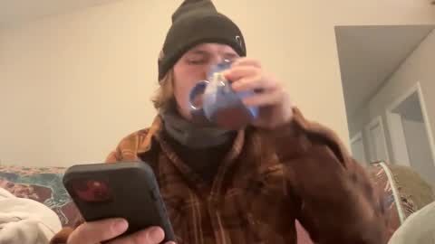 treeman817 online show from December 24, 4:19 pm