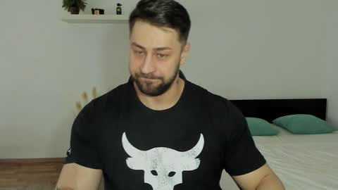 Trent online show from February 1, 8:18 am