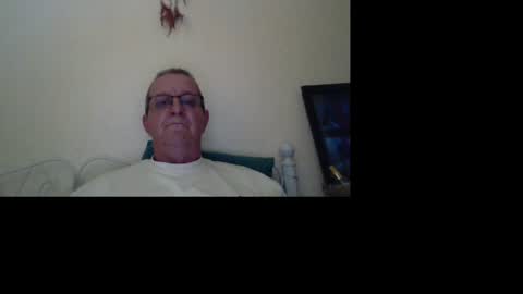 Fe-fi-fo-fum online show from May 24, 9:59 am