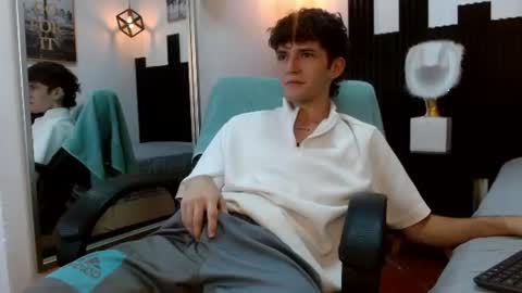 trevor_mob online show from July 18, 9:20 pm