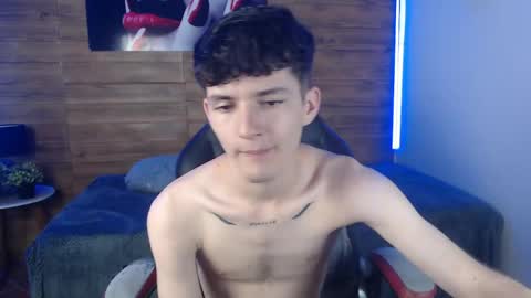 trevor_mob online show from April 16, 9:39 pm