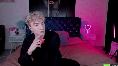 TrevorBenson online show from November 20, 8:57 am