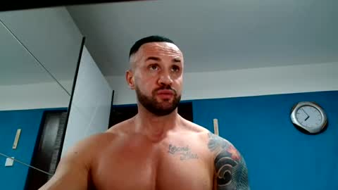 Snapshot of tridentmuscles chatting on February 9, 5:54 pm tridentmuscles online show from February 9, 5:54 pm