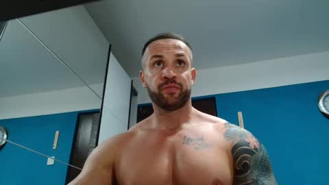 Snapshot of tridentmuscles chatting on January 20, 9:01 pm tridentmuscles online show from January 20, 9:01 pm