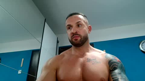 Snapshot of tridentmuscles chatting on February 2, 4:00 pm tridentmuscles online show from February 2, 4:00 pm