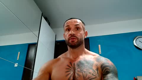 Snapshot of tridentmuscles chatting on September 30, 7:28 pm tridentmuscles online show from September 30, 7:28 pm