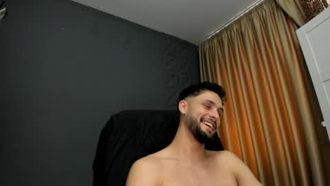 TroyWade online show from June 3, 2:33 pm