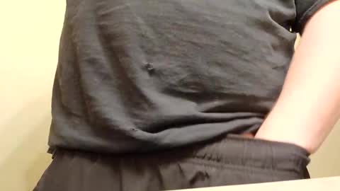 trukytom6969 online show from May 3, 7:11 am