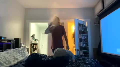 Mr Gray Sweatpants online show from May 5, 6:37 am