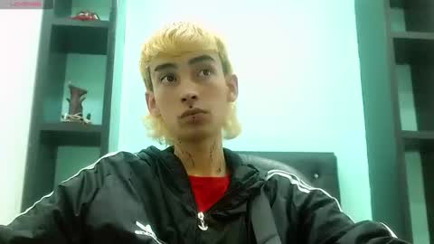 ttimy online show from April 14, 8:52 pm