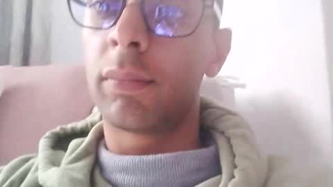 TunisienSexyGuy online show from February 12, 12:22 pm