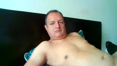 Snapshot of tuserasmia chatting on September 19, 3:01 pm Mario Ramirez online show from September 19, 3:01 pm