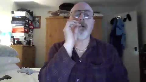 Snapshot of twatcockandballs chatting on February 23, 11:25 pm twatcockandballs online show from February 23, 11:25 pm