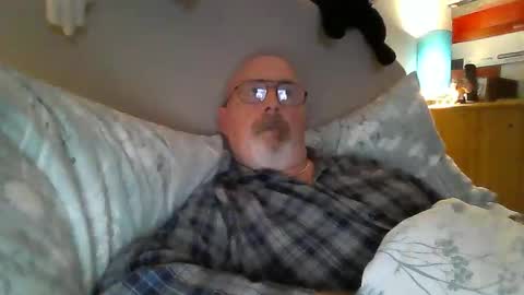 Snapshot of twatcockandballs chatting on February 16, 10:43 pm twatcockandballs online show from February 16, 10:43 pm