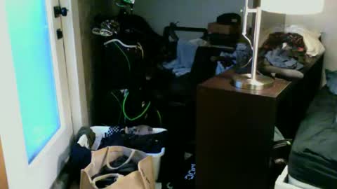 twattickler96 online show from May 27, 3:36 am