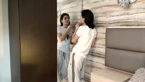    online show from December 16, 3:46 am