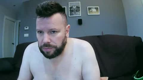 Txan  Chan online show from February 15, 2:25 pm