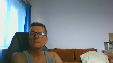 ulmeni7 online show from November 22, 10:04 am