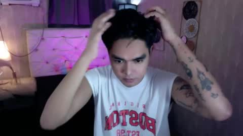 Alex online show from November 9, 6:12 pm