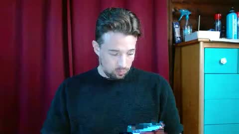 Andrew online show from November 17, 9:40 pm