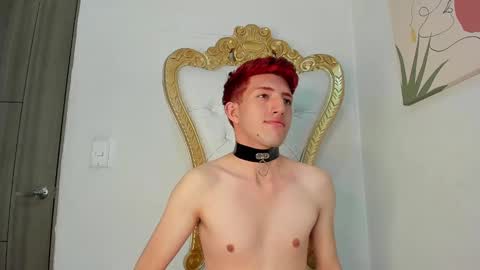 Snapshot of un_slutty chatting on December 9, 7:57 pm Un Slutty online show from December 9, 7:57 pm