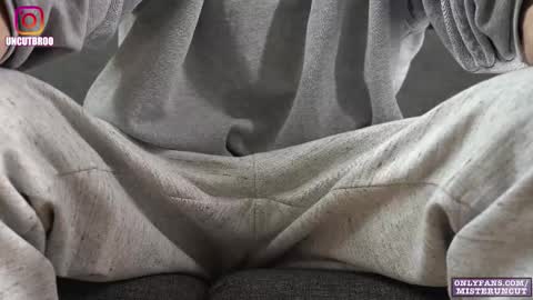 Mister Uncut online show from November 5, 6:54 pm