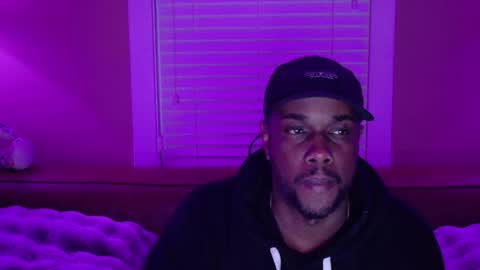 undecidedflame online show from February 10, 4:39 am