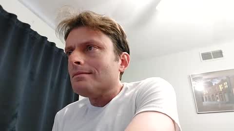 Snapshot of undress_me_ chatting on December 3, 7:11 pm undress me online show from December 3, 7:11 pm