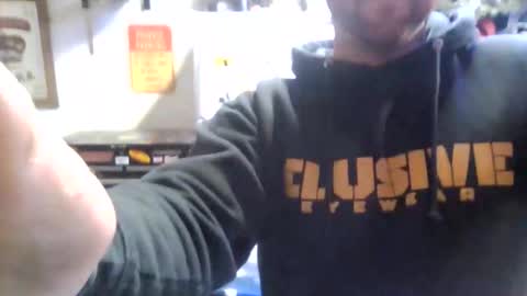 unicornhunter528 online show from November 4, 8:04 am